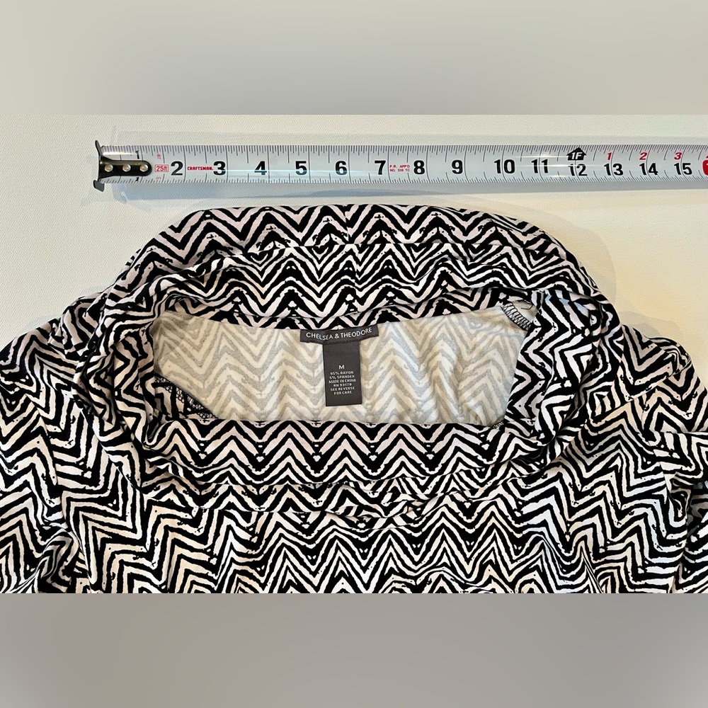 Chelsea & Theodore Black and White Zigzag Tunic - Picture 11 of 16